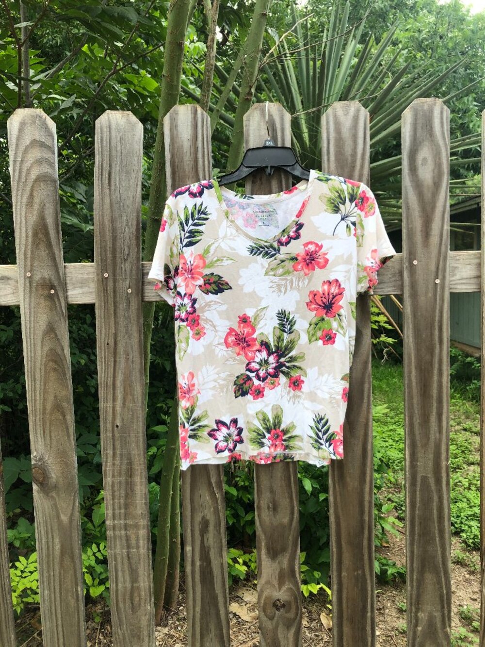 Croft & Barrow Classic Floral Tee, Size Large